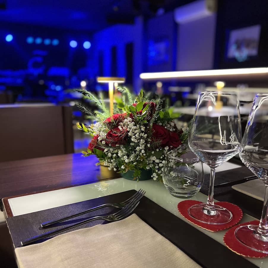 Romantic Dinner in Rome: Conquer with Elegance and Taste 1 romantic-dinner-in-rome-elegance-cafe-jazz-club