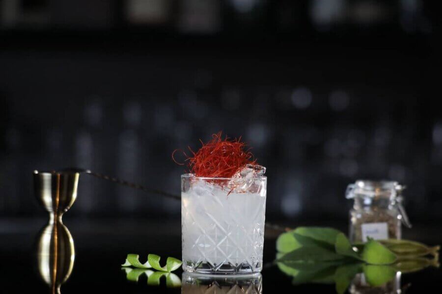 Il nostro ristorante con cocktail bar presenta: El Curandero